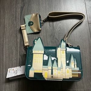 Hogwarts Harry Potter Loungefly